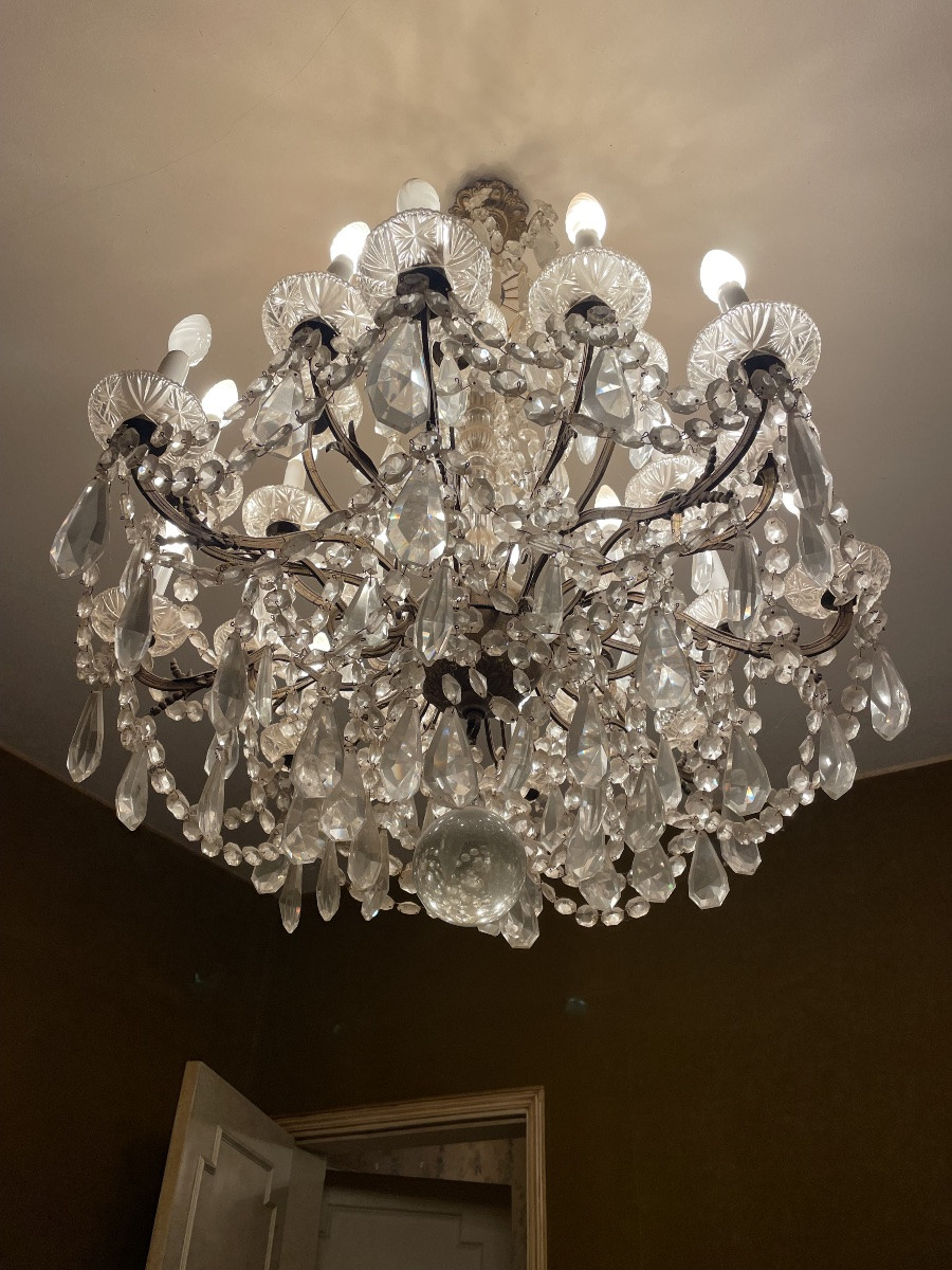 Important Louis XV Style Chandelier, In Bronze And Crystal, 20 Lights, 19th Century -photo-3