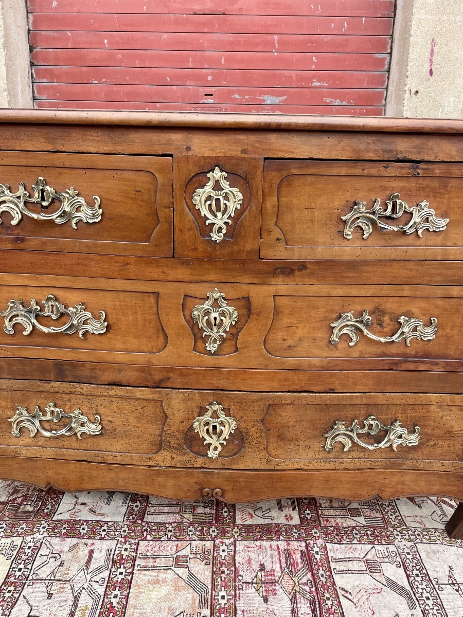 Commode provençale galbe en noyer  d époque XVIIIem siecle-photo-5