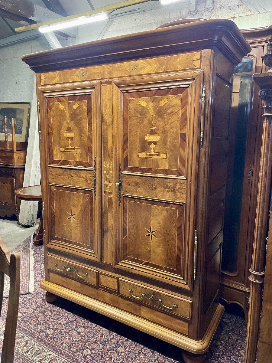 Armoire,,,,,, Louis XVI, en marqueterie est de la France XIXe siècle