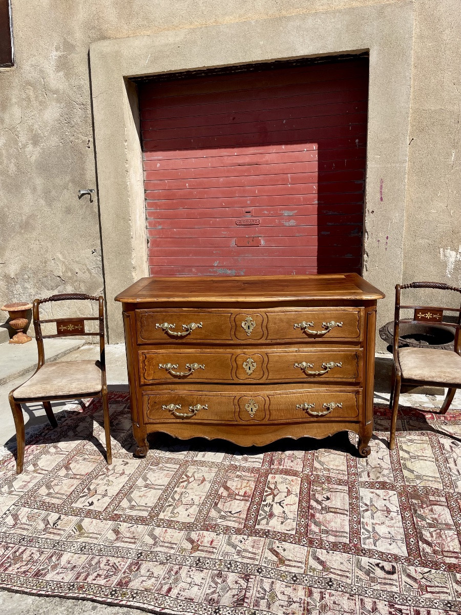 Commode,,, galbé,, Louis XV, en noyer d’époque XVIIIem siècle -photo-2
