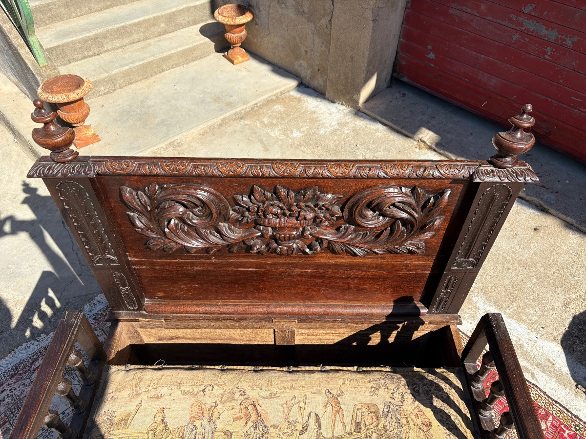 Banc. Coffre en noyer renaissance d’époque XIXEM siècle -photo-2
