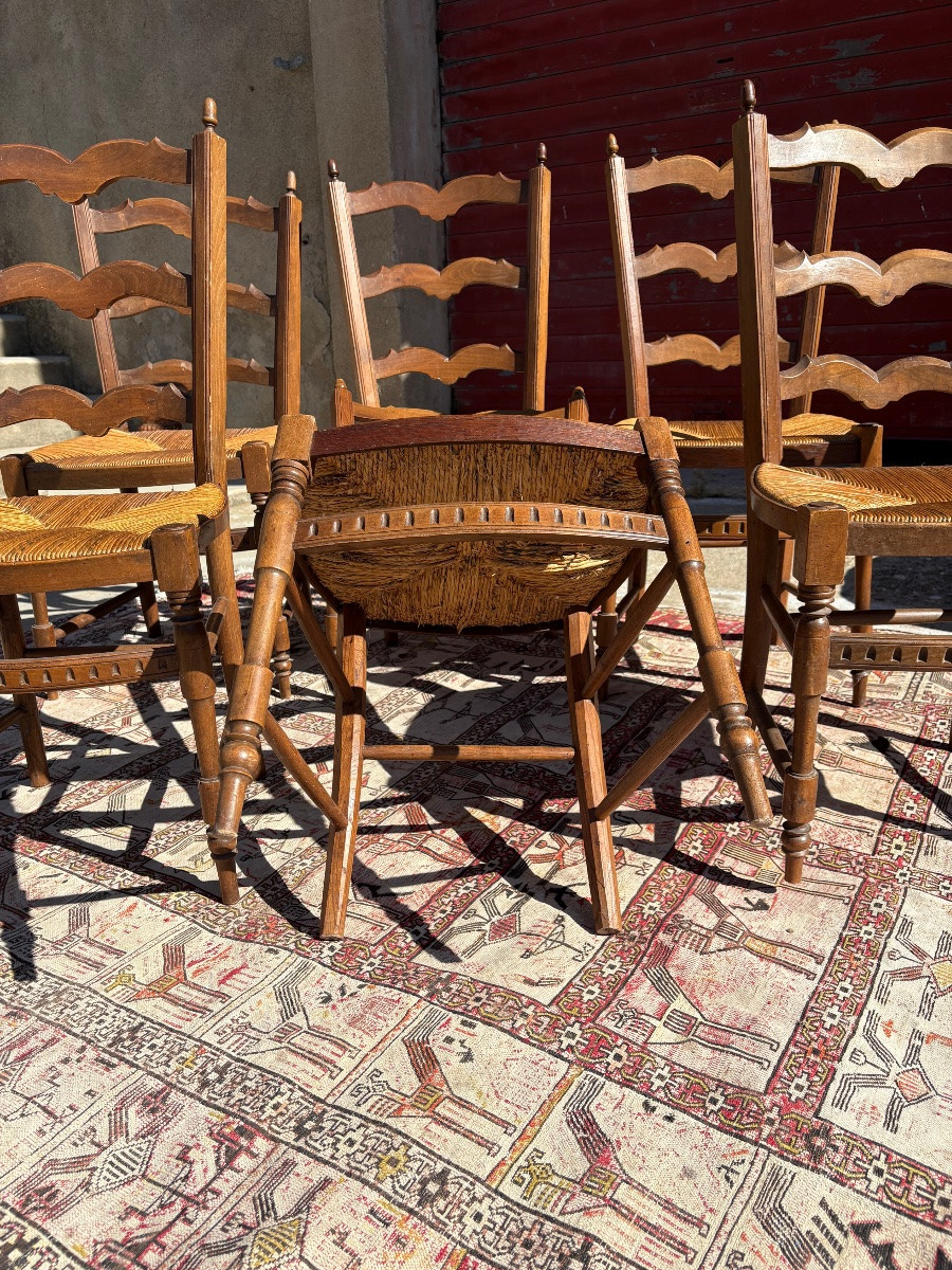 Suite Of Six Provencal Chairs, Louis XVI, In Walnut 18th Century-photo-1