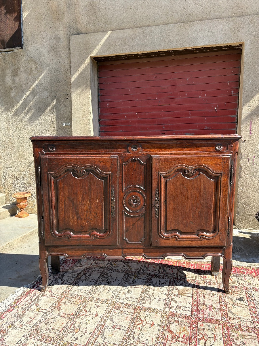 Buffet régionale en chêne d’époque, régence XVIIIEM siècle 
