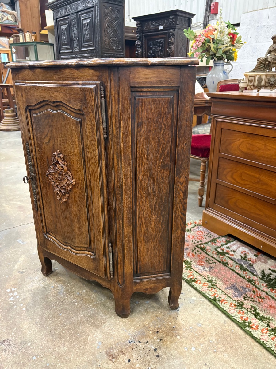 19th Century Regency Walnut Sideboard-photo-4