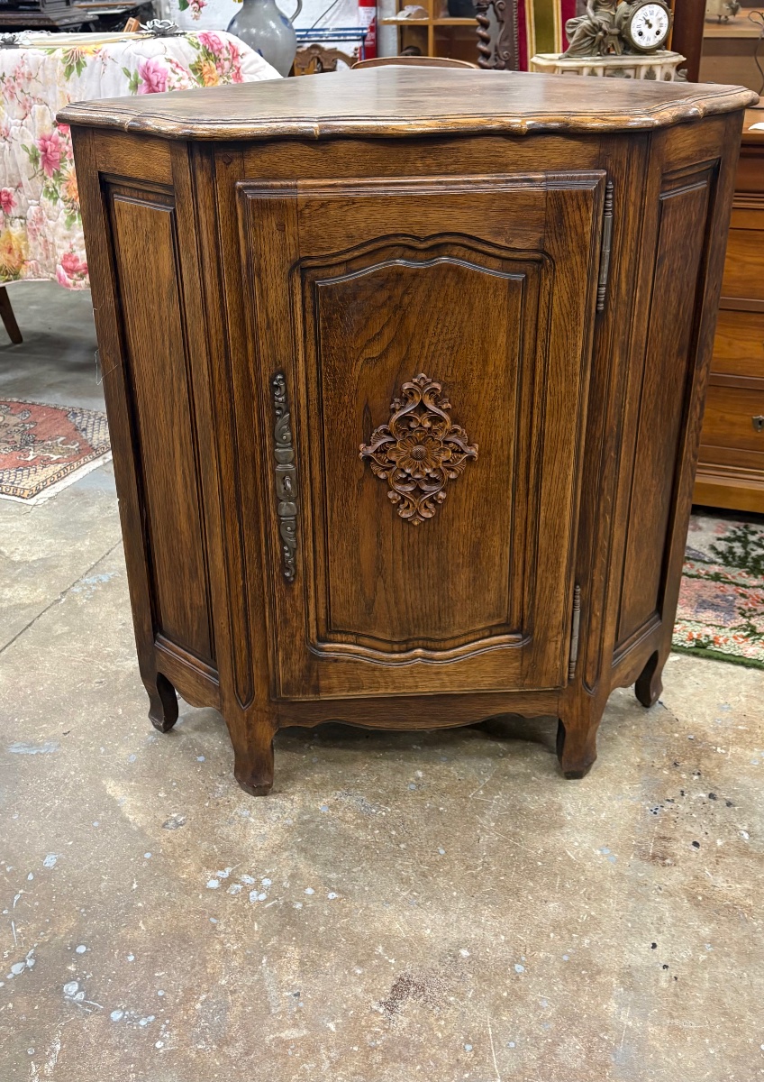 19th Century Regency Walnut Sideboard-photo-1