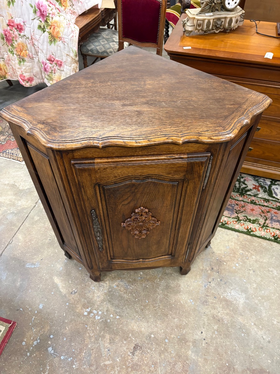 19th Century Regency Walnut Sideboard-photo-4