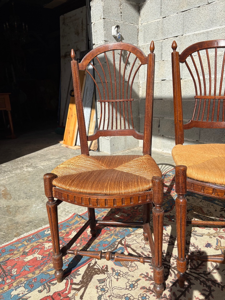 Suite de quatre chaises directoire en noyer d’époque 18e Siècle-photo-7