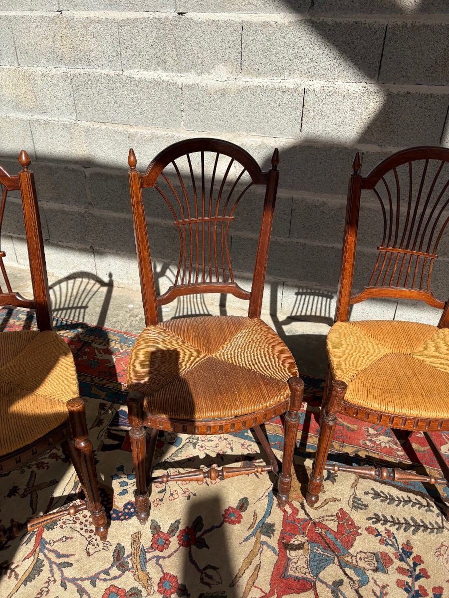 Suite de quatre chaises directoire en noyer d’époque 18e Siècle-photo-8