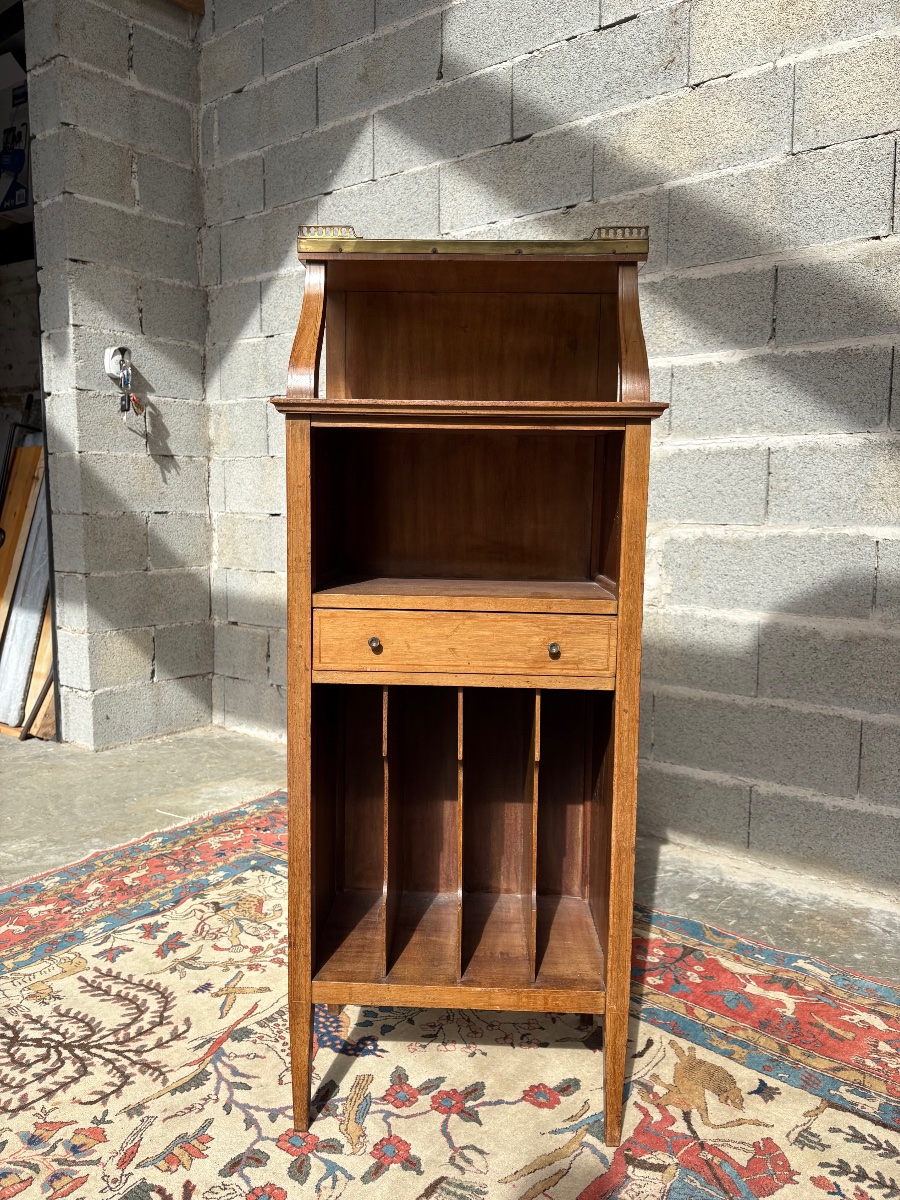 Louis XVI Mahogany Magazine Rack, 19th Century.
