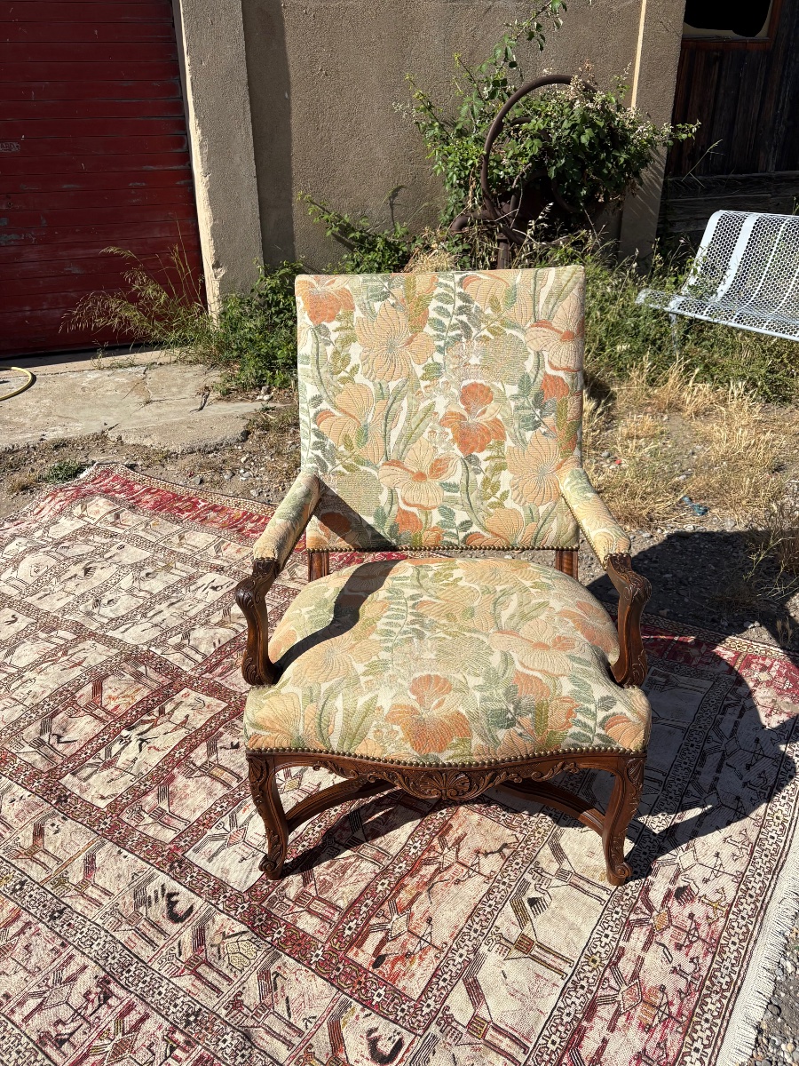 19th Century Regency Walnut Armchair-photo-2