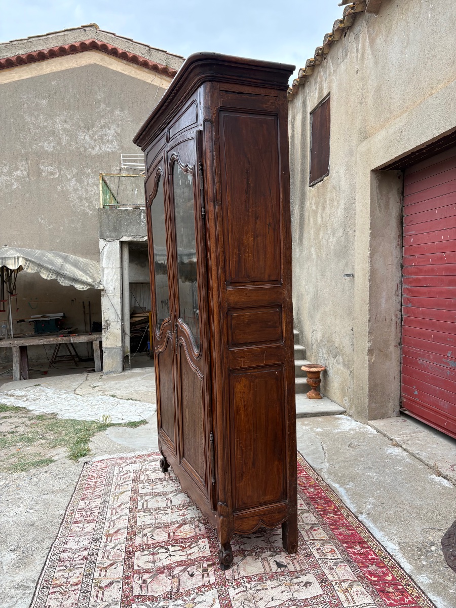 Louis XV Walnut Display Cabinet, 18th Century-photo-3