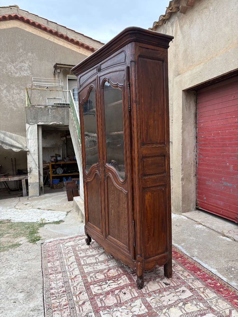 Louis XV Walnut Display Cabinet, 18th Century-photo-5