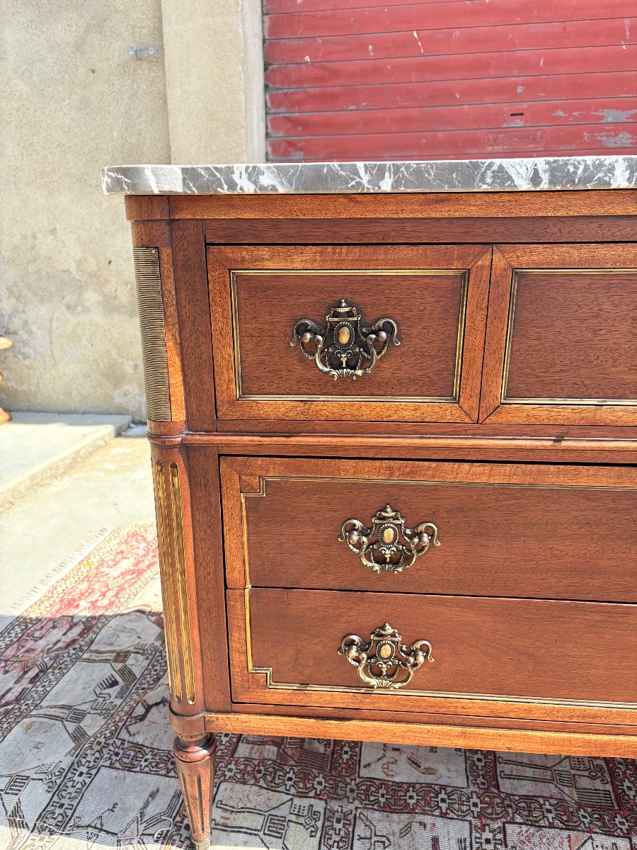 Louis XVI-style Chest Of Drawers, 18th-century Mahogany-photo-1