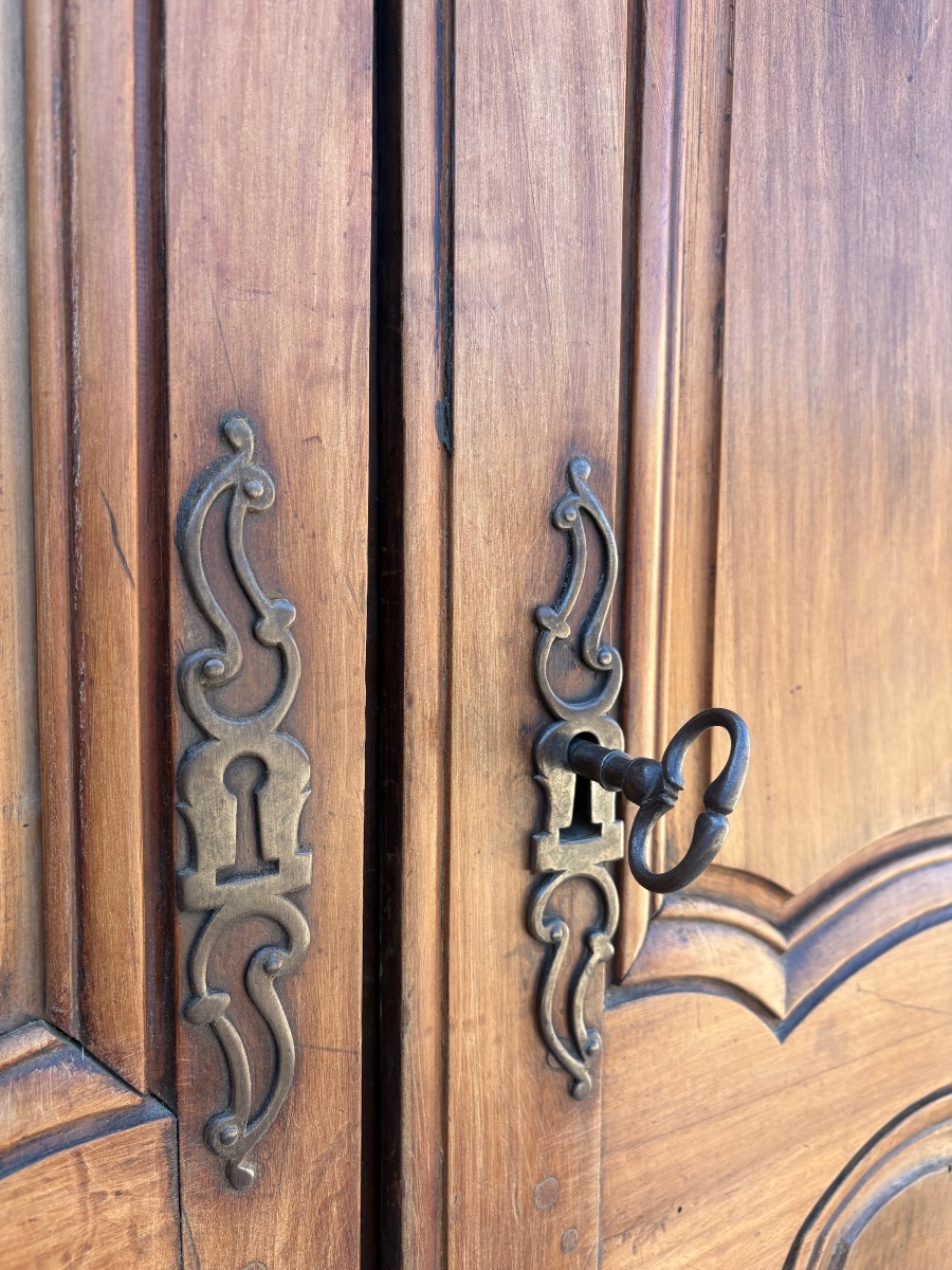 Louis XV-style Or Provençal-style Front, Made Of Walnut, Dating From The 18th Century-photo-6