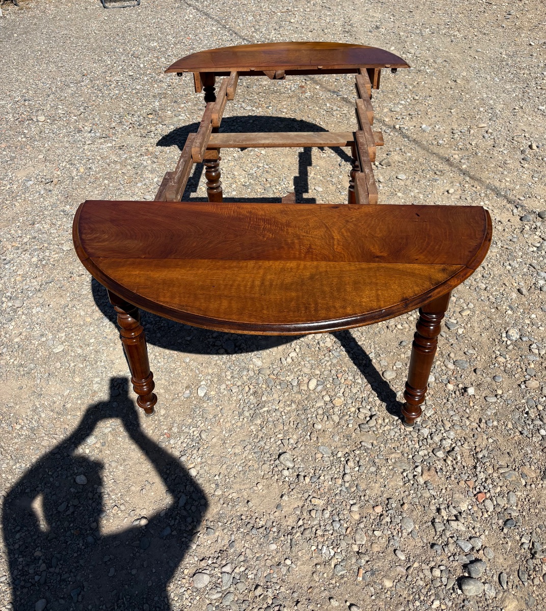 A 6-legged Louis-philippe Dining Table In Walnut, Dating From The 19th Century-photo-6
