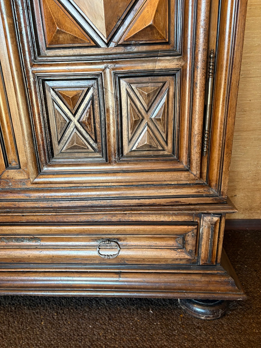 Armoire, Louis XIII, en noyer d’époque XVIIe siècle-photo-3