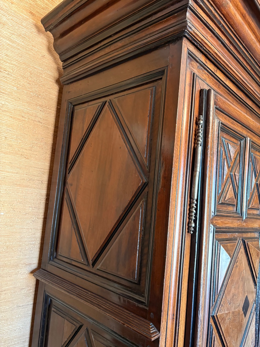 Armoire, Louis XIII, en noyer d’époque XVIIe siècle-photo-4