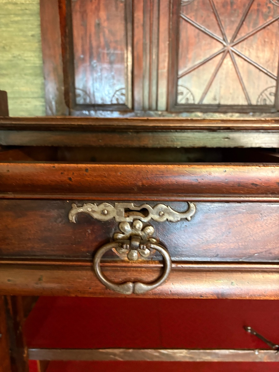 Louis XIII Sideboard, Made Of Walnut, Dating From The 17th Century-photo-4