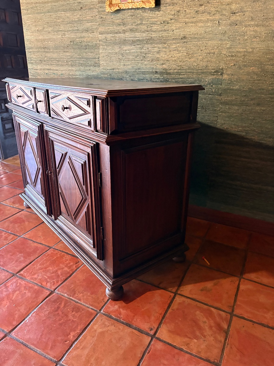 Louis XIII Sideboard, Made Of Walnut, Dating From The 17th Century-photo-3