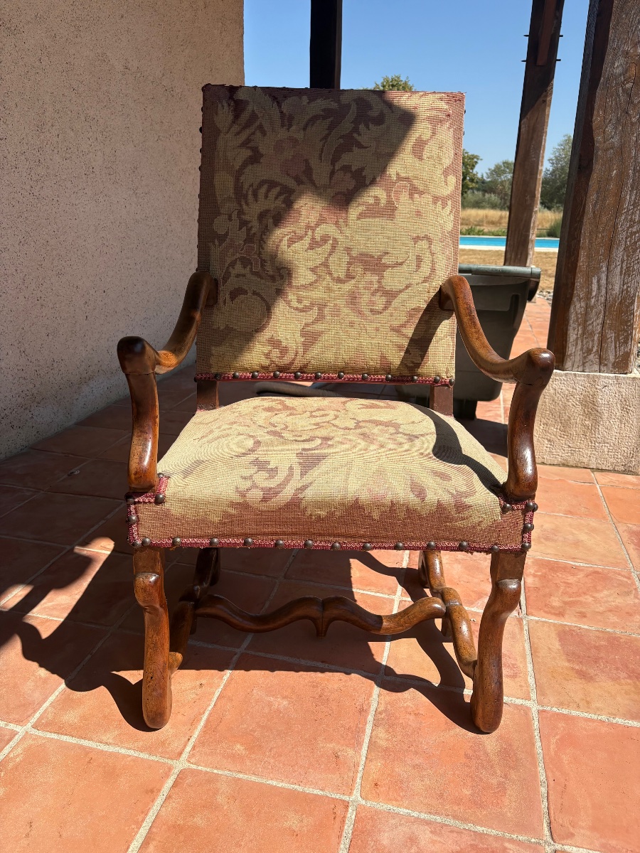 Louis XIII Armchair, Made Of Walnut, 17th-century-photo-2