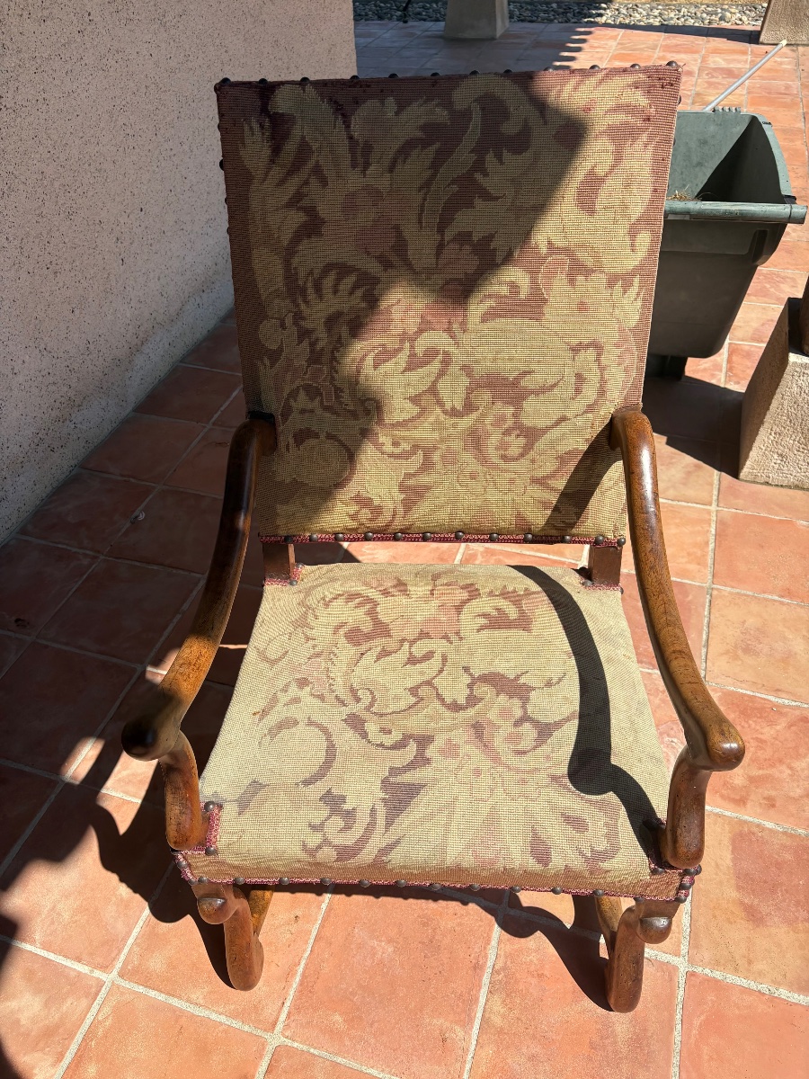 Louis XIII Armchair, Made Of Walnut, 17th-century-photo-3