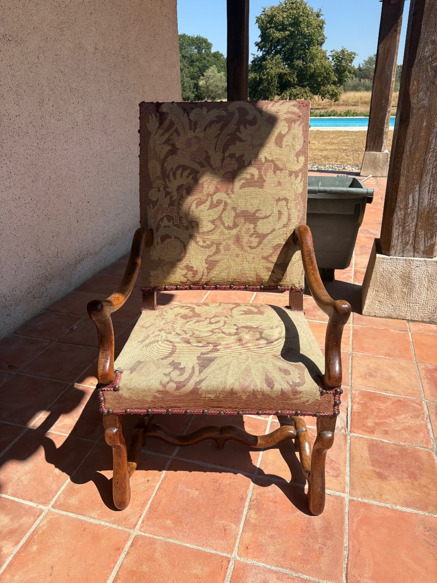 Louis XIII Armchair, Made Of Walnut, 17th-century-photo-4