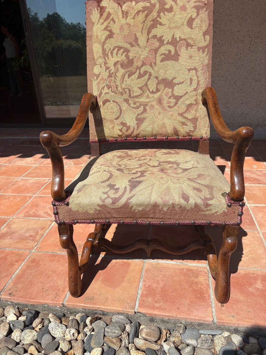 Louis XIII Armchair, Made Of Walnut, 17th-century-photo-6