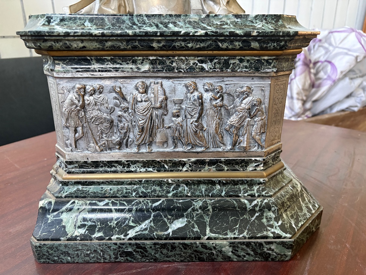 Pendule en bronze argenté et marbre, vert de mer époque, Louis-Philippe vers vers 1835 1845-photo-4