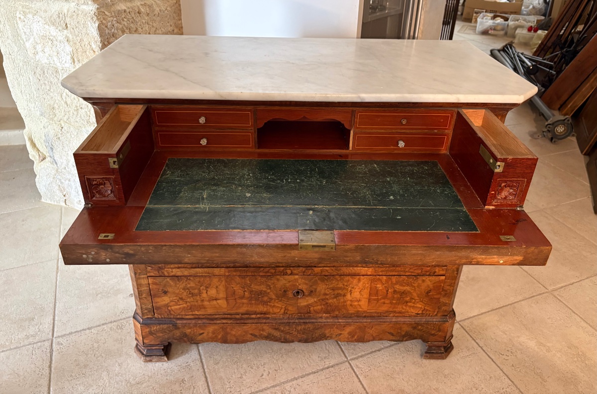 Commode Secrétaire, restauration en noyer  et ronce de noyer d’époque XIXe siècle