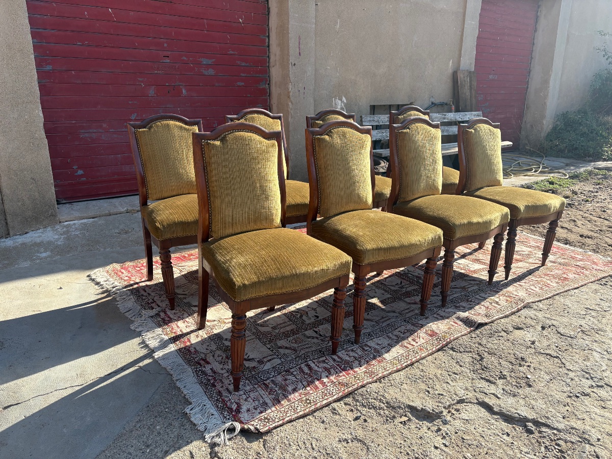 Set Of Eight Mahogany Chairs, Restored In The 19th Century-photo-2