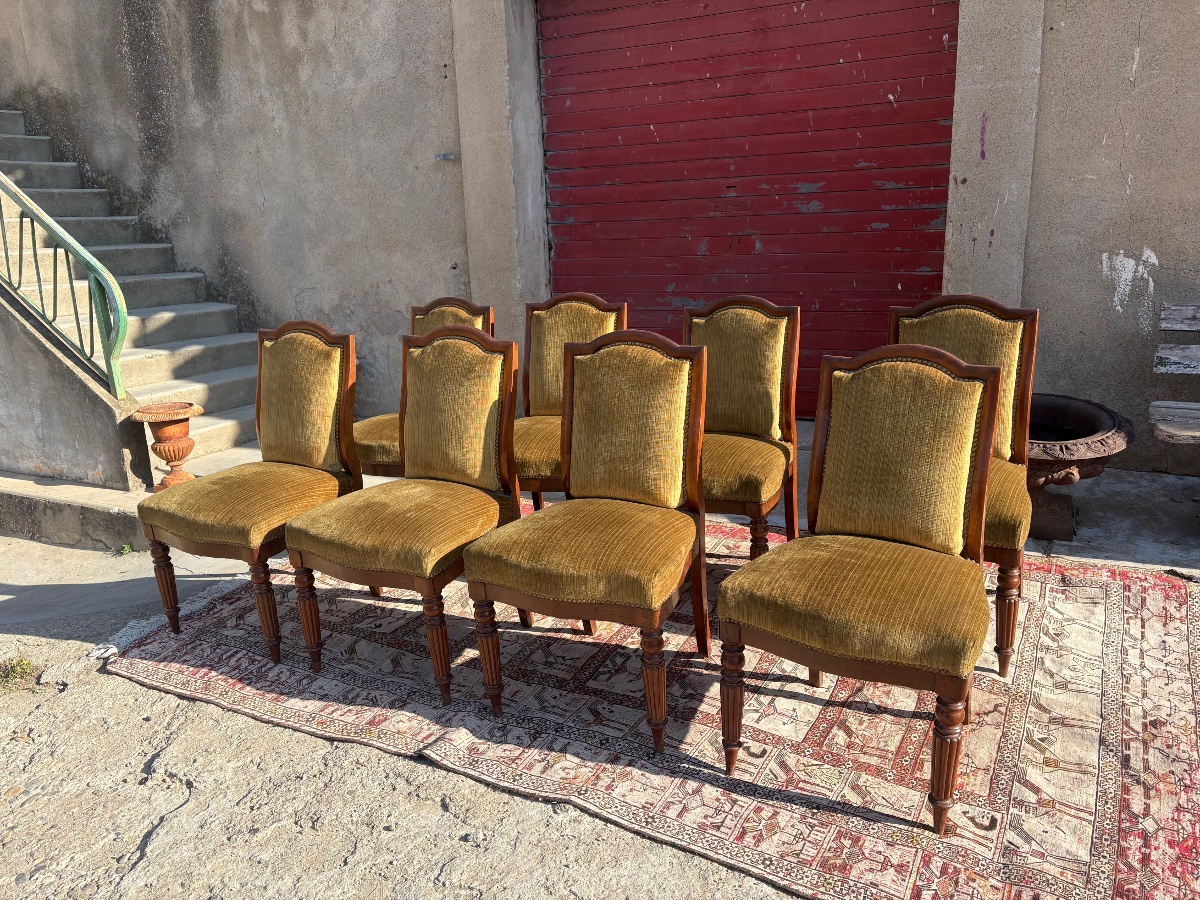 Set Of Eight Mahogany Chairs, Restored In The 19th Century