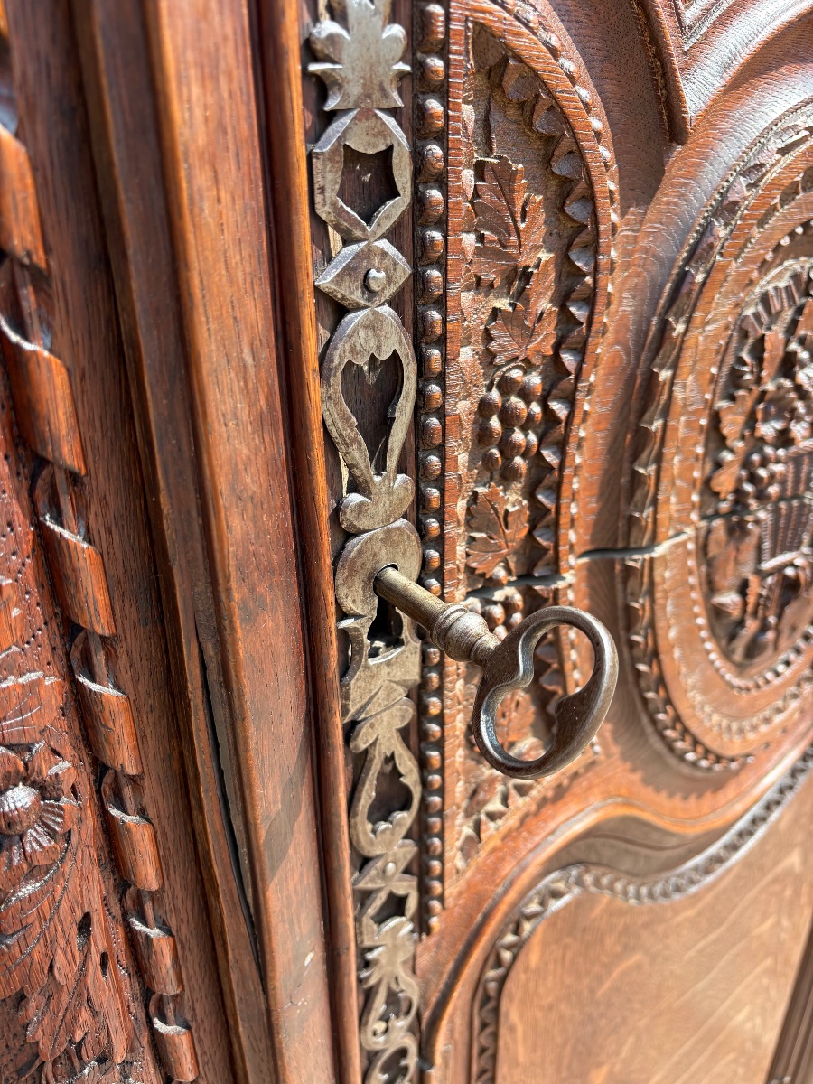 Armoire de mariage,Louis XV  normande de la région de Bayeux, en chêne d’époque XVIIIe siècle-photo-3