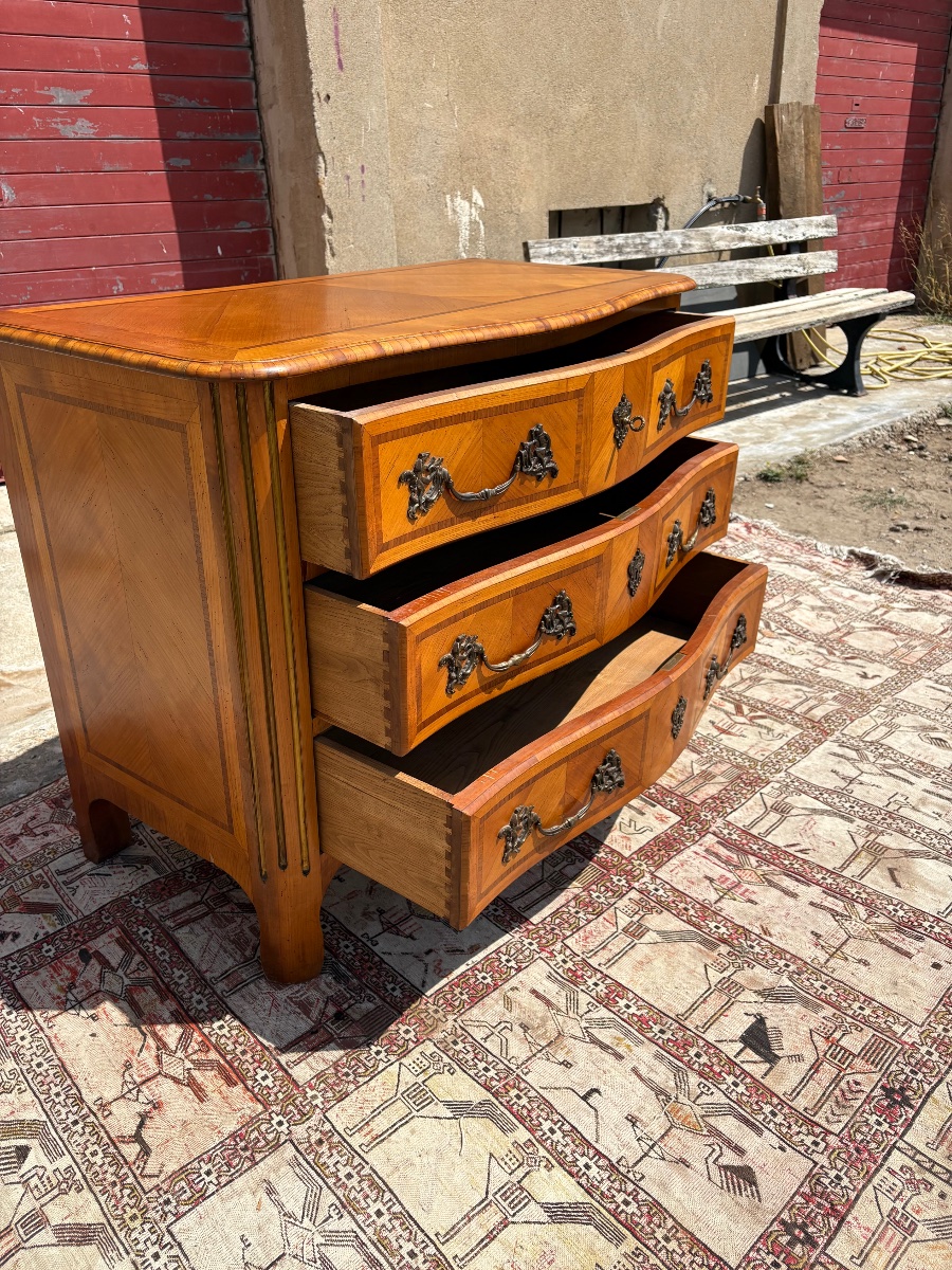 Commode galbée de style, régence en acajou d’époque, 1950-photo-7