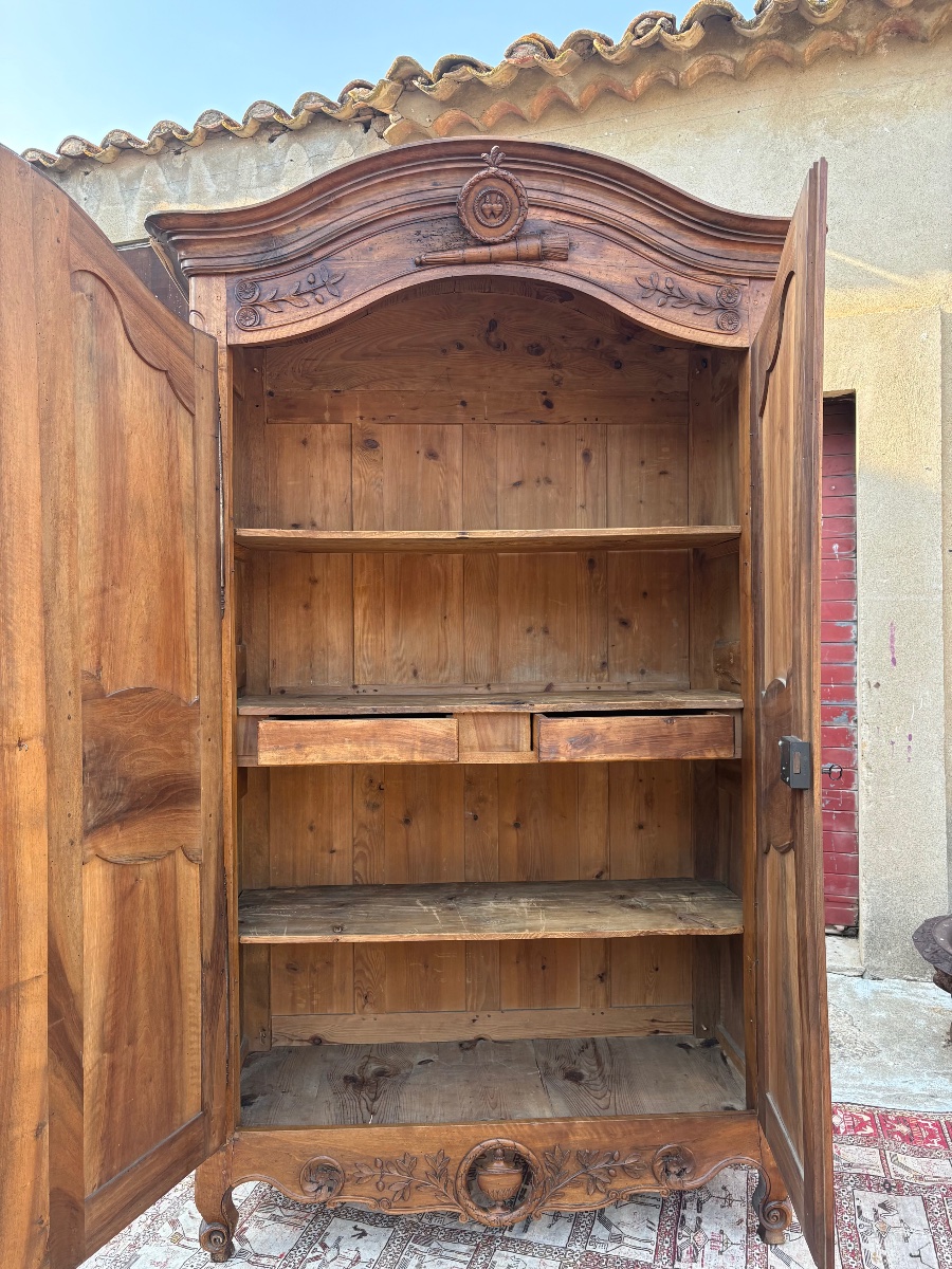 18th-century Arles-style Louis XV Provençal Cabinet-photo-4
