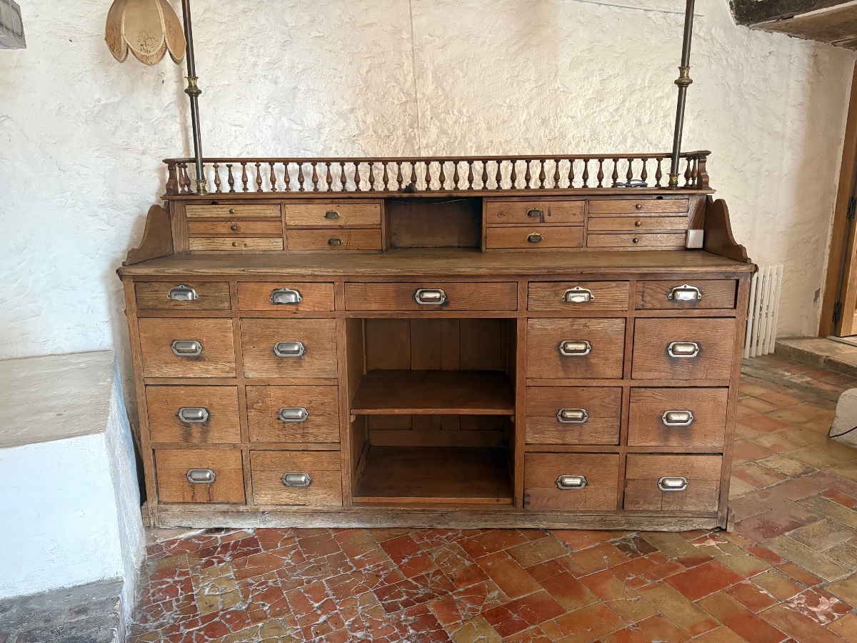 19th-century Antique Oak Store Counter-photo-4