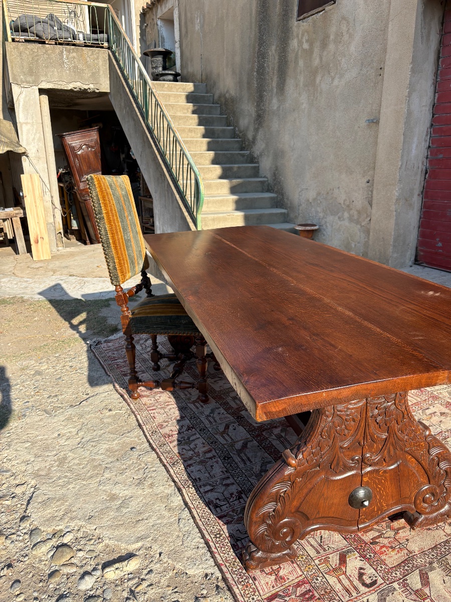 Table de salle à manger en chêne, sculpter aux aigles style Neo, renaissance XIXe siècle-photo-4