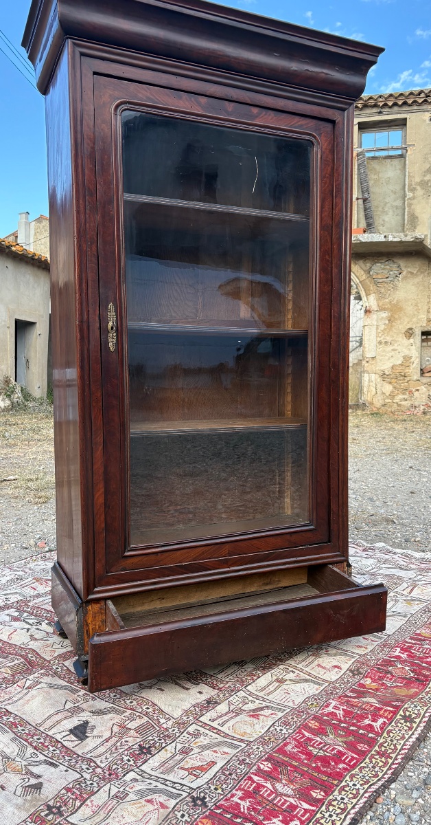 19th-century Mahogany Bookcase, Display Cabinet, And Dining Set-photo-4