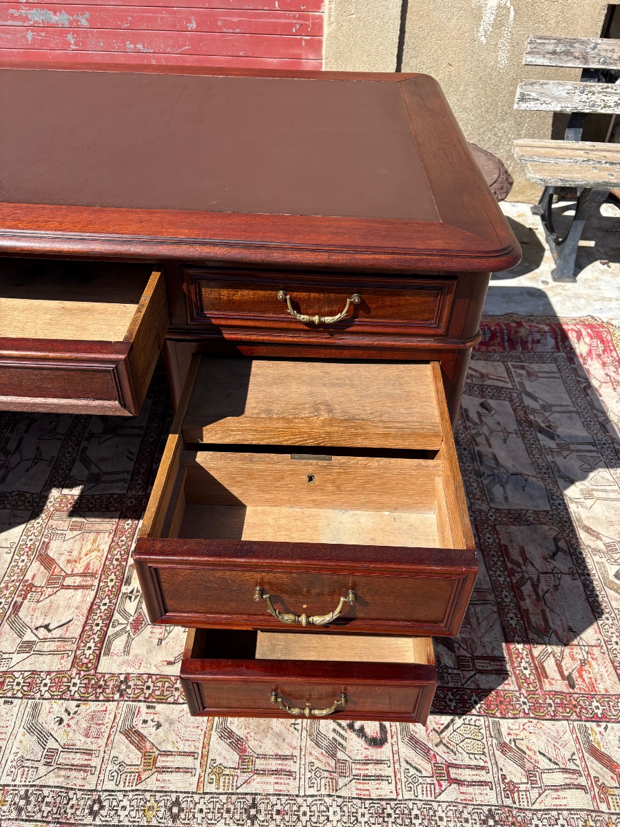 Antique Mahogany Desk With Drawers, Restored In The 19th Century-photo-2