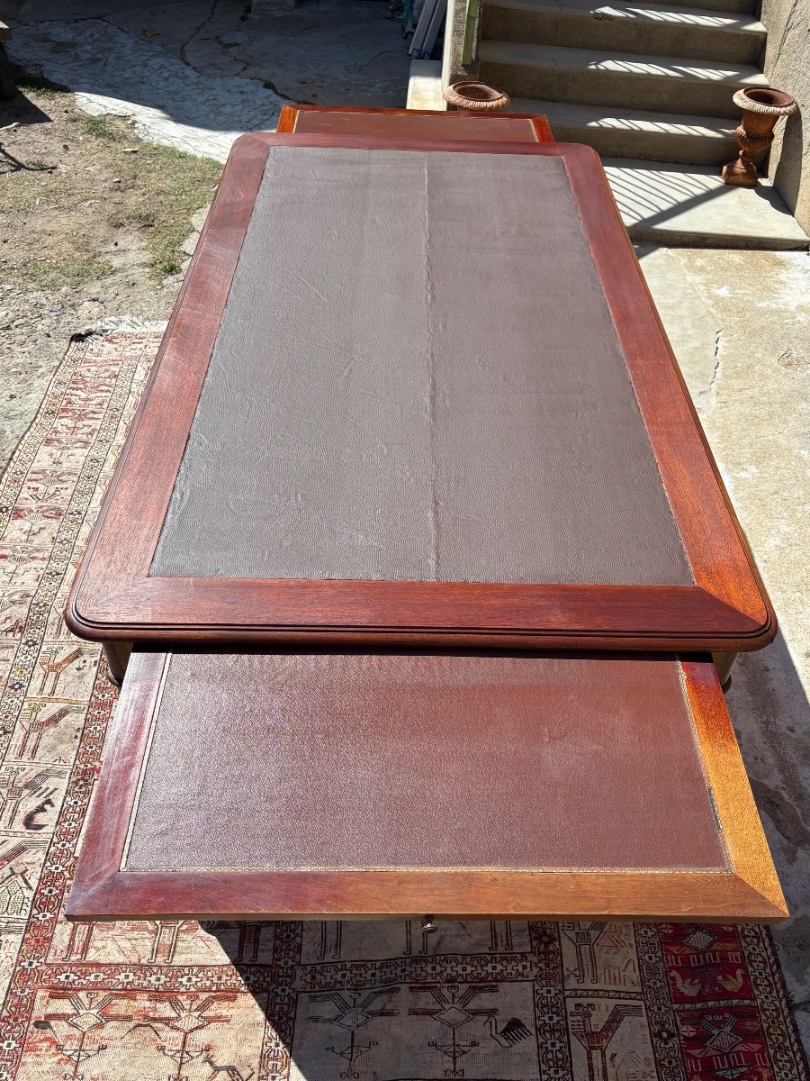 Antique Mahogany Desk With Drawers, Restored In The 19th Century-photo-3