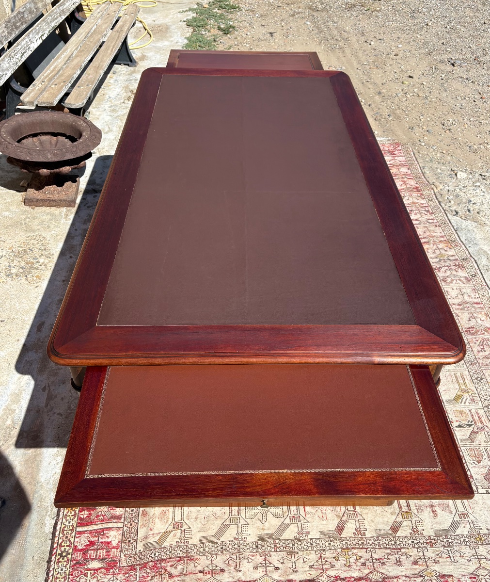 Antique Mahogany Desk With Drawers, Restored In The 19th Century-photo-4