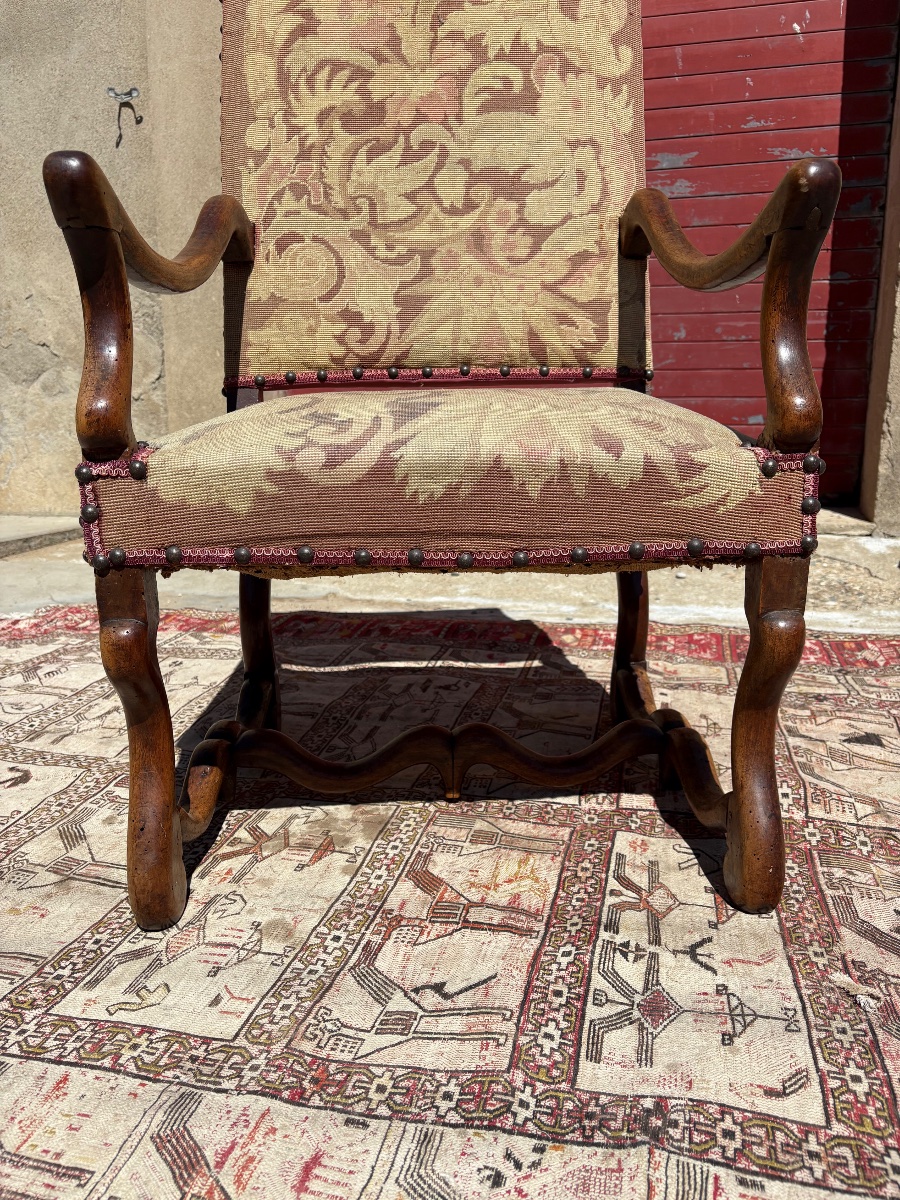 Fauteuil, Louis XIII, en noyer , époque XVIIe siècle-photo-2