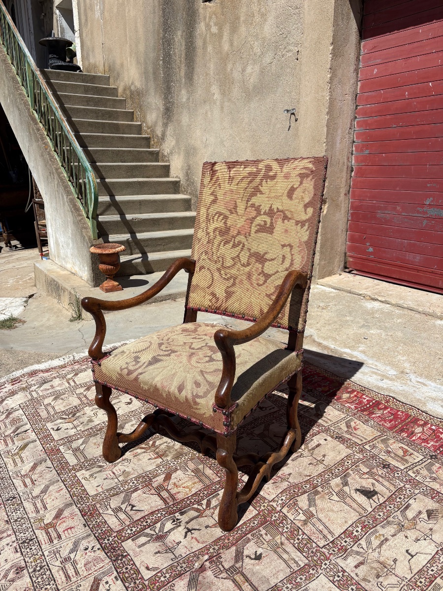 Fauteuil, Louis XIII, en noyer , époque XVIIe siècle-photo-3