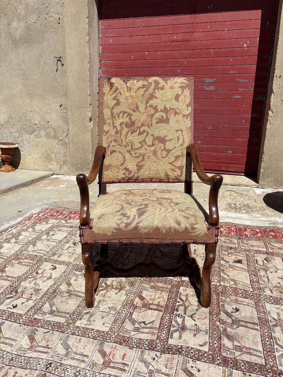 Fauteuil, Louis XIII, en noyer , époque XVIIe siècle
