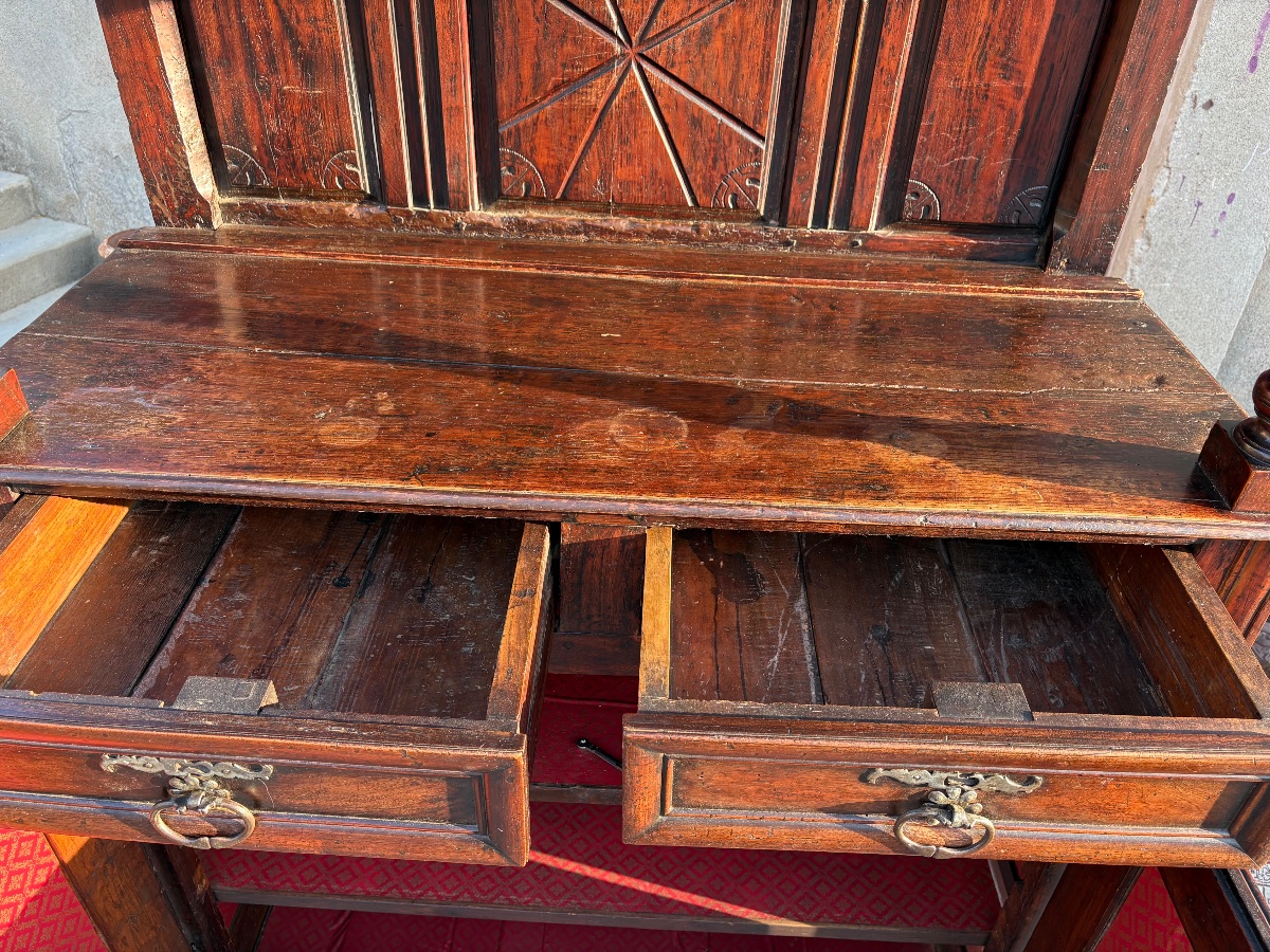 Louis XIII Sideboard In Walnut, 17th-century-photo-4