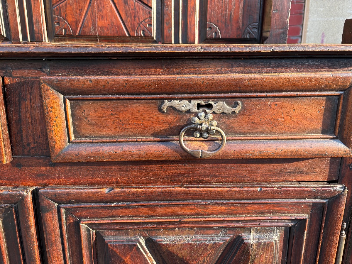 Louis XIII Sideboard In Walnut, 17th-century-photo-7