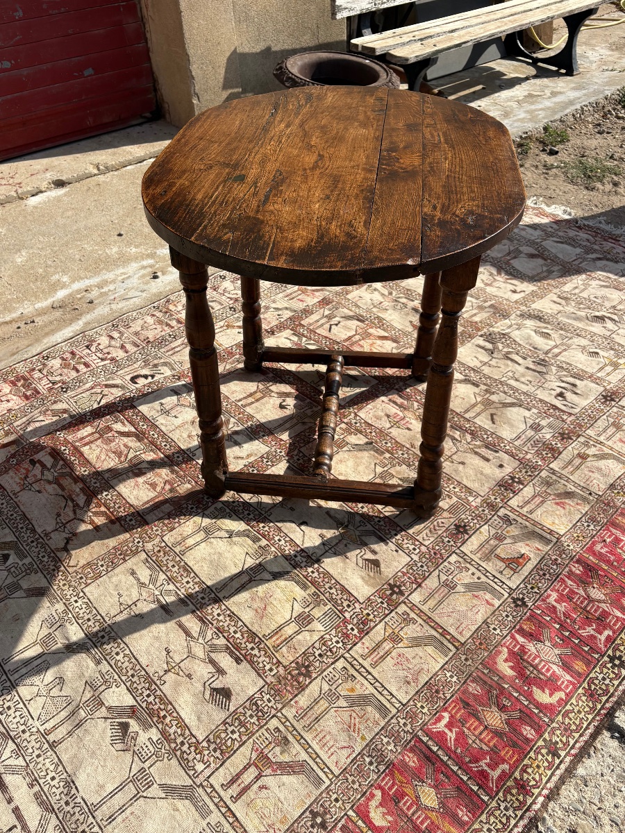 Table, de milieu, Louis XIII, en noyer époque XVIIe siècle-photo-7