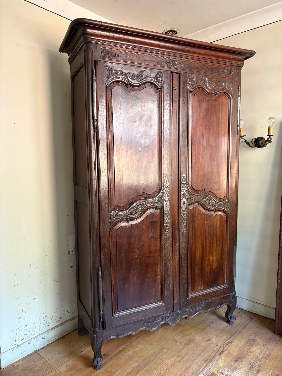 Armoire, provençale, Louis XV, en noyer d’époque XVIIIe siècle