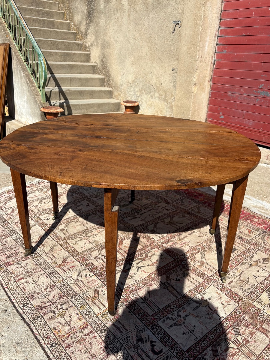 18th-century Louis XVI-style 6-foot Walnut Table-photo-3