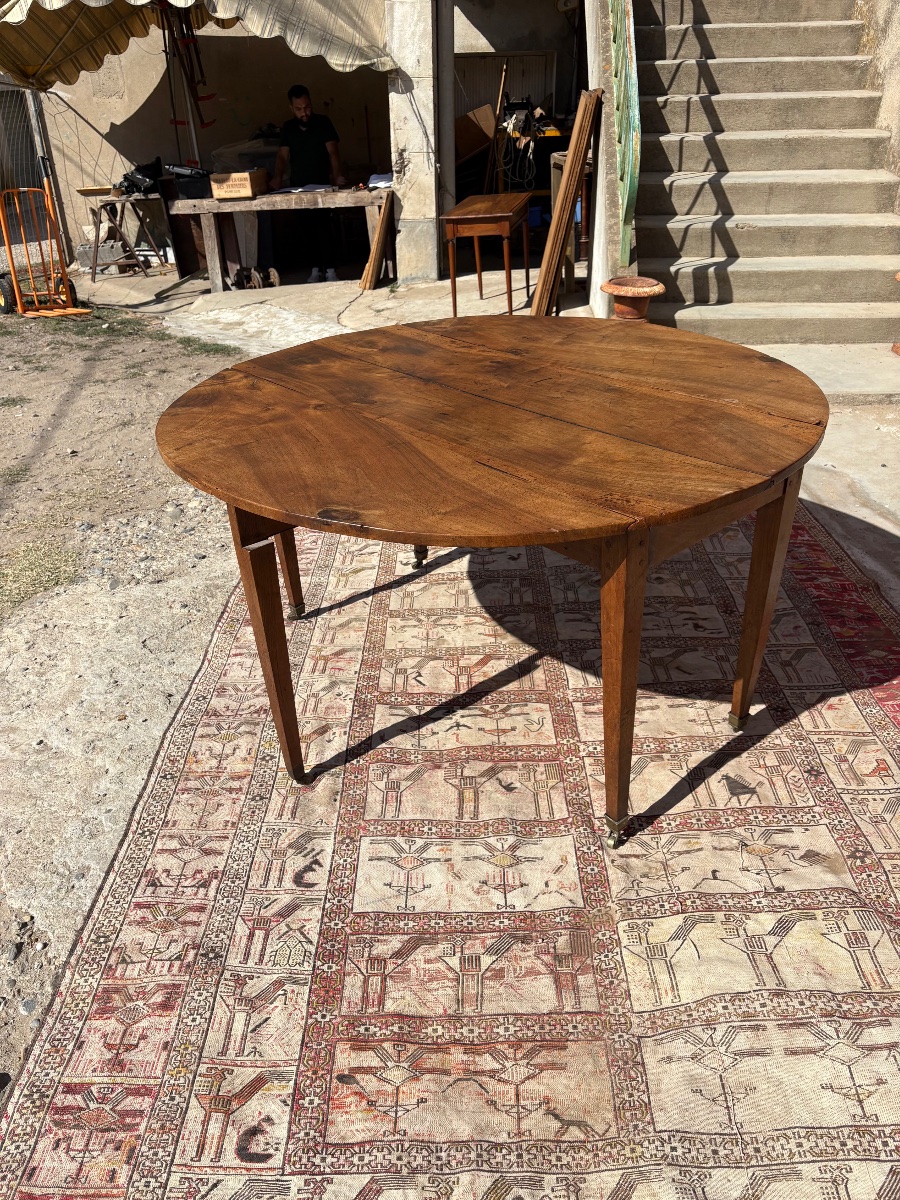18th-century Louis XVI-style 6-foot Walnut Table-photo-7