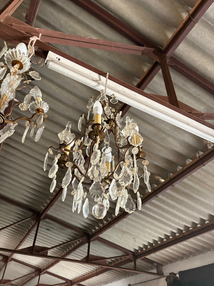 Lustre Louis XV, en bronze à quatre feux de lumière et cristal époque XIXe siècle.-photo-2